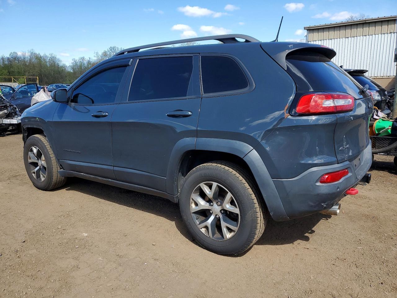 2017 Jeep Cherokee Trailhawk - zdjęcie 2