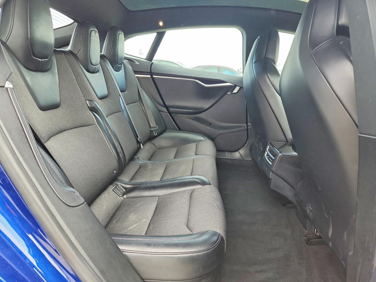 2018 Tesla Model S - zdjęcie 10
