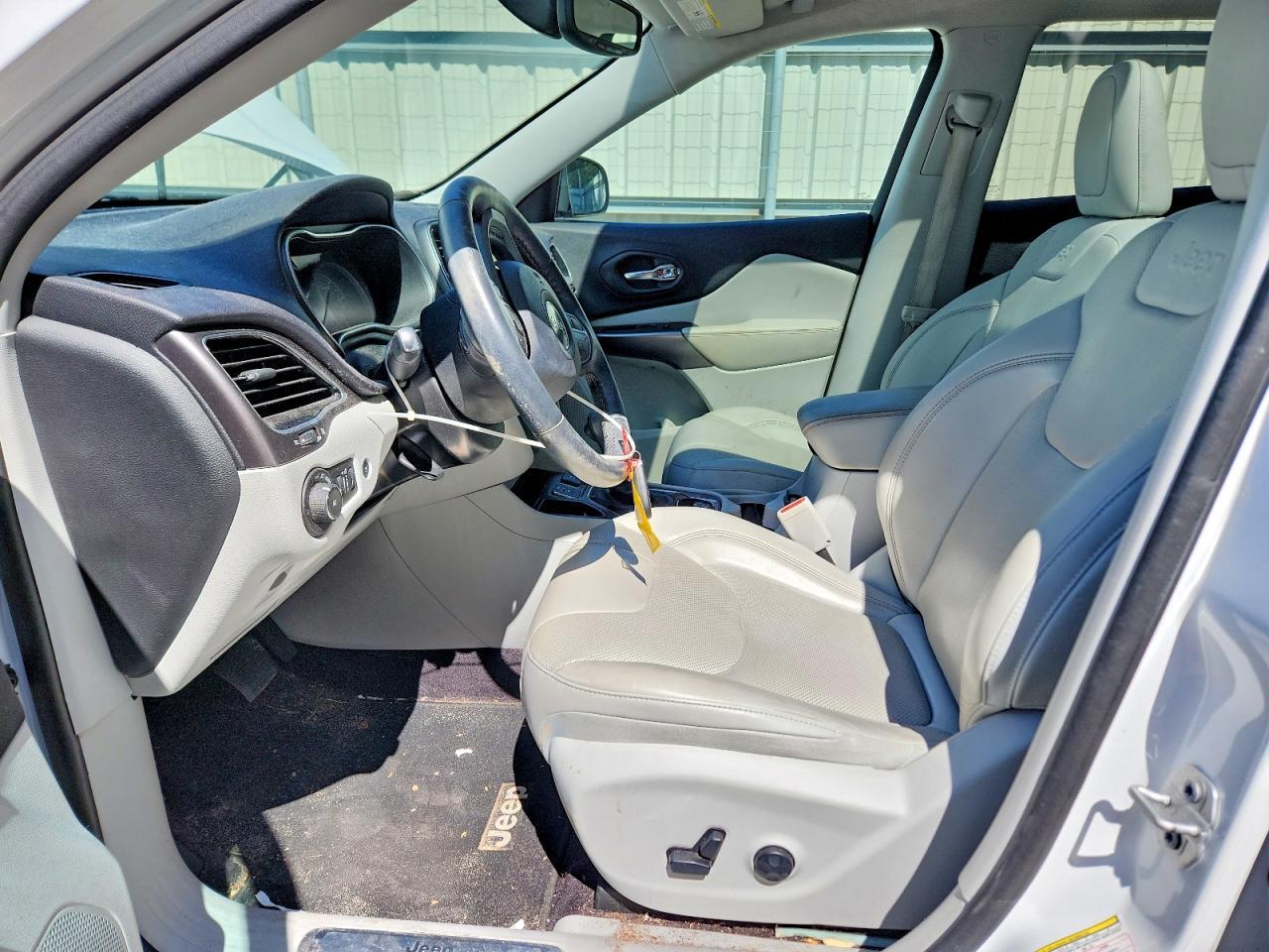 2019 Jeep Cherokee Limited - zdjęcie 7