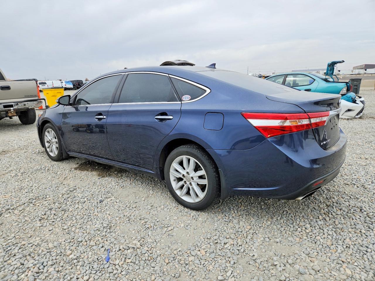 2015 Toyota Avalon Limited - zdjęcie 2