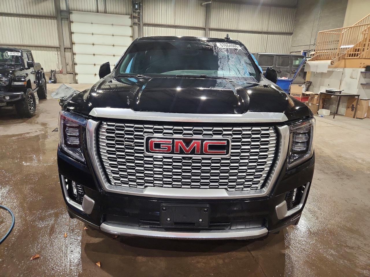 2023 GMC Yukon Xl Denali - zdjęcie 5