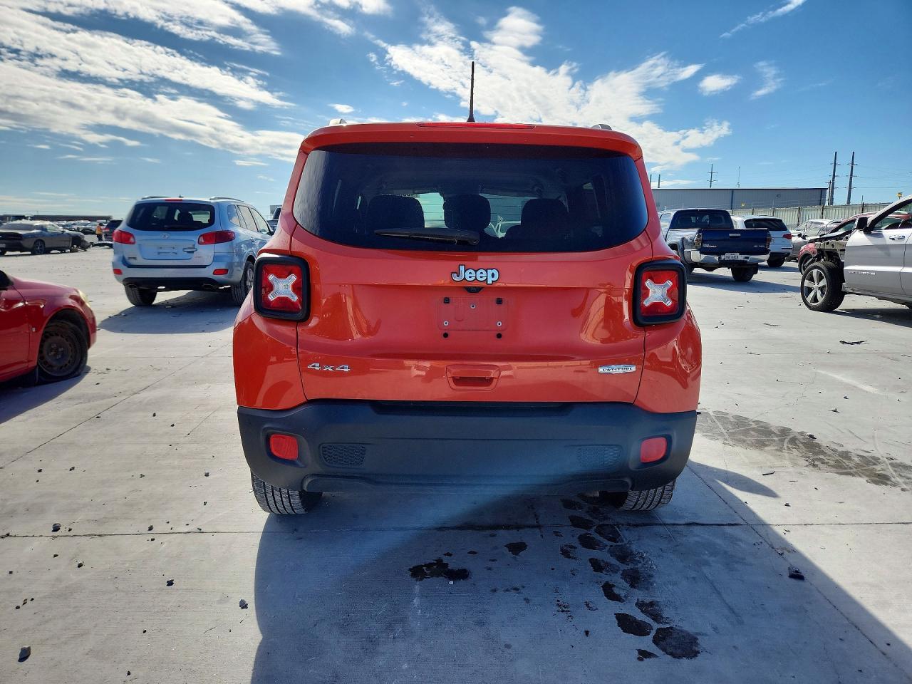2018 Jeep Renegade Latitude - zdjęcie 6