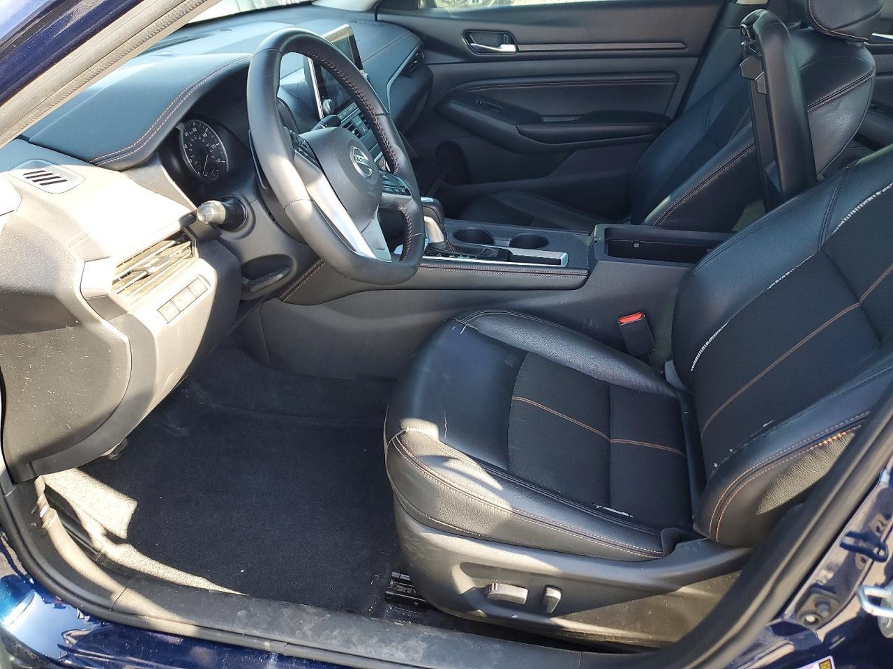 2021 Nissan Altima Sr - zdjęcie 7