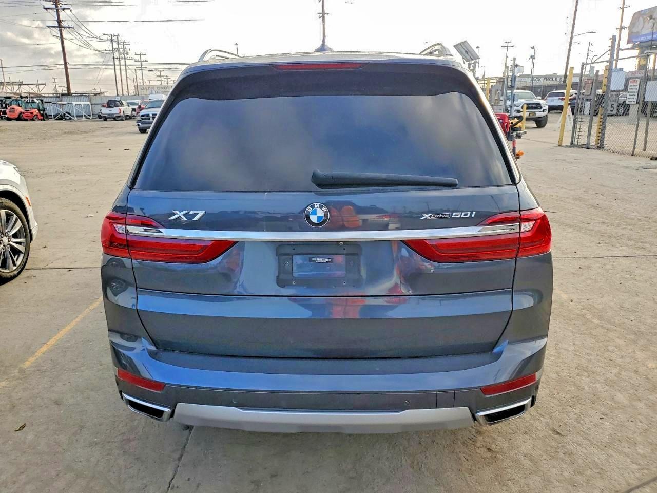 2019 BMW X7 xDrive50I - zdjęcie 6