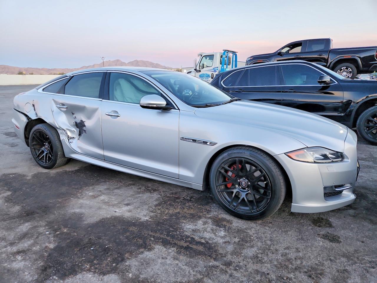 2016 Jaguar Xj - zdjęcie 4