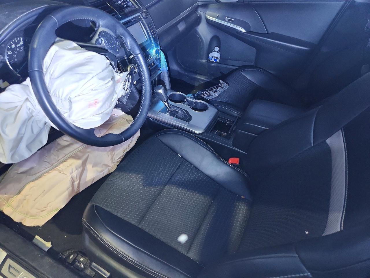2014 Toyota Camry Se - zdjęcie 8
