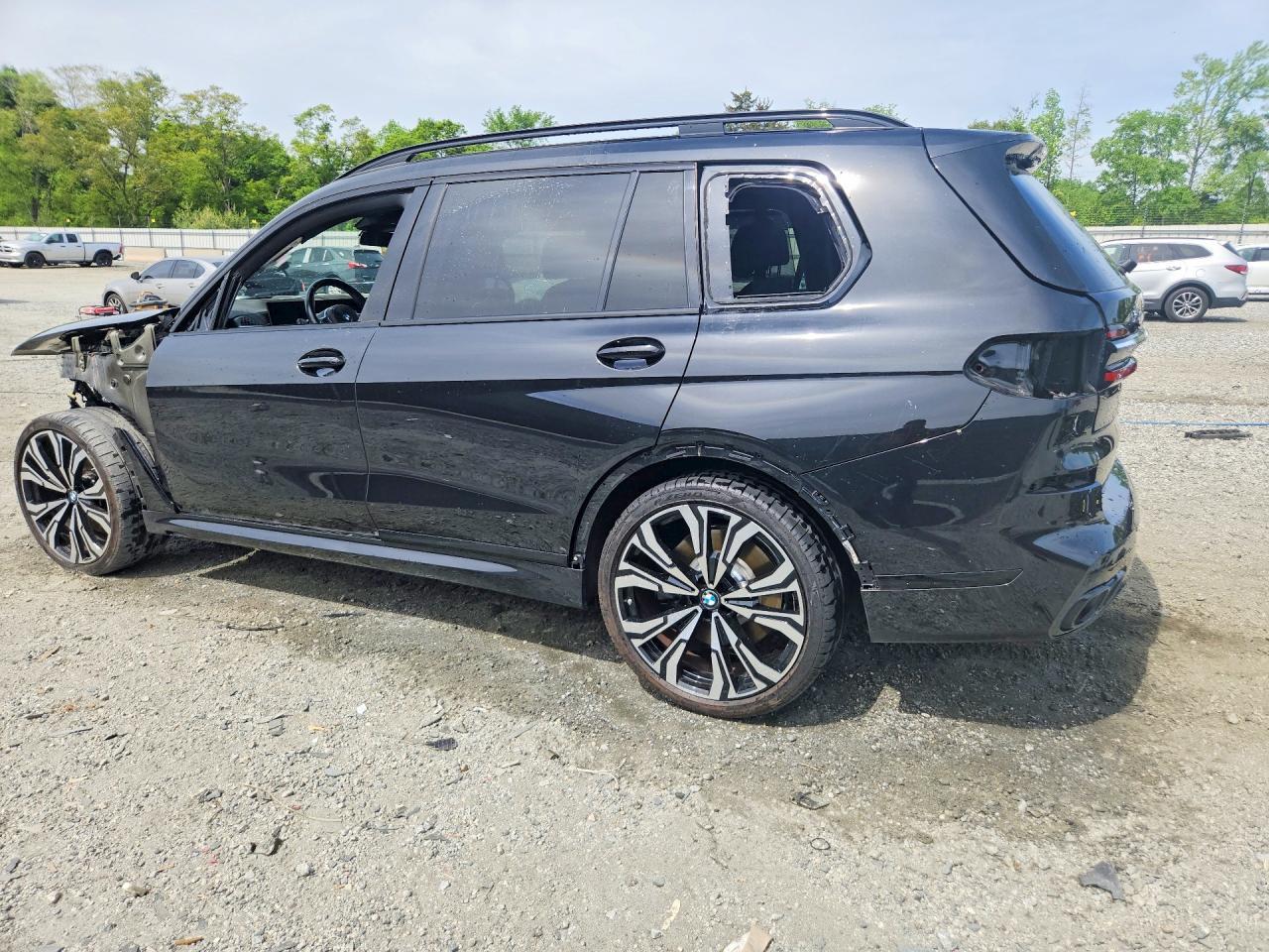 2023 BMW X7 M60I - zdjęcie 2