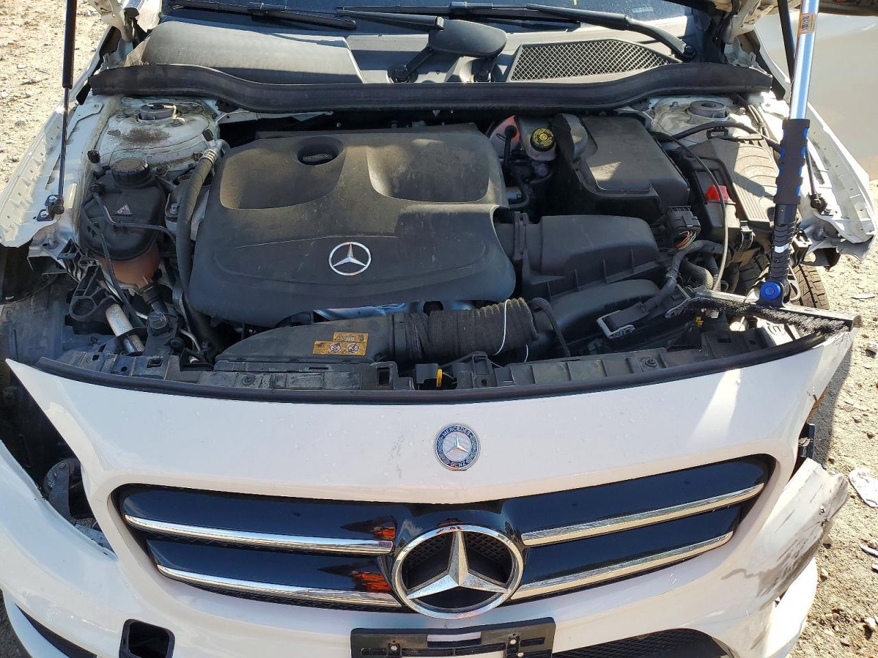 2017 Mercedes-Benz Gla 250 4Matic - zdjęcie 11