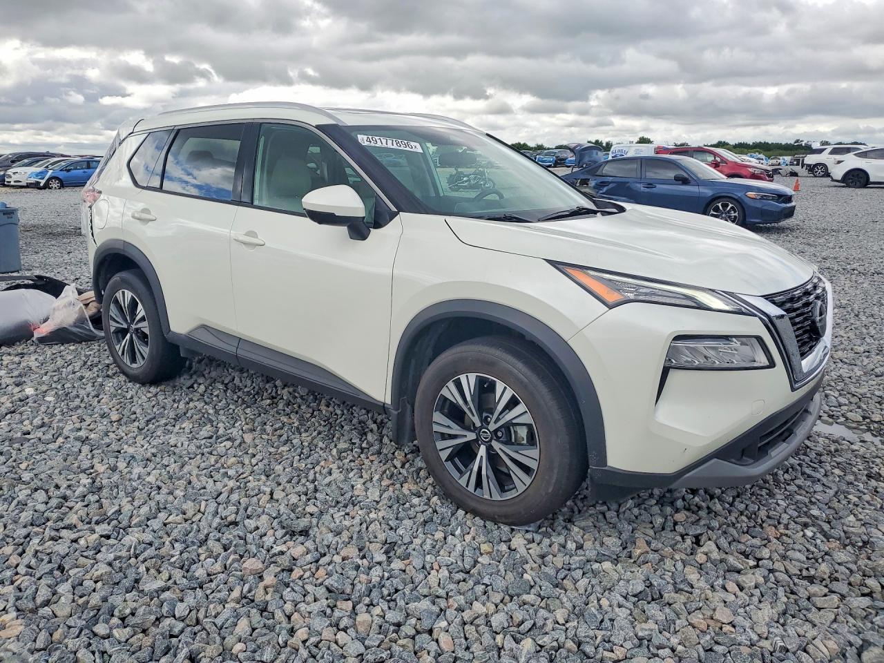 2021 Nissan Rogue Sv - zdjęcie 4