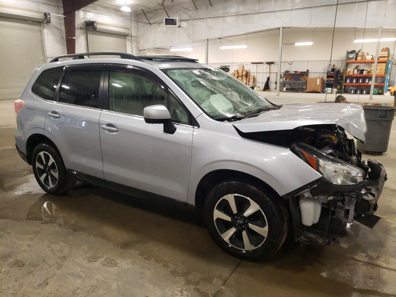 2017 Subaru Forester 2.5I Limited - zdjęcie 4