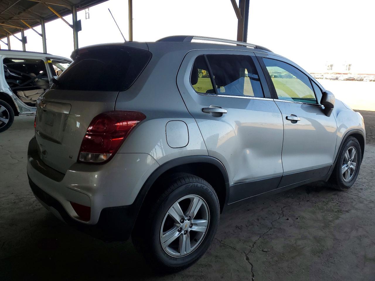 2020 Chevrolet Trax 1Lt - zdjęcie 3