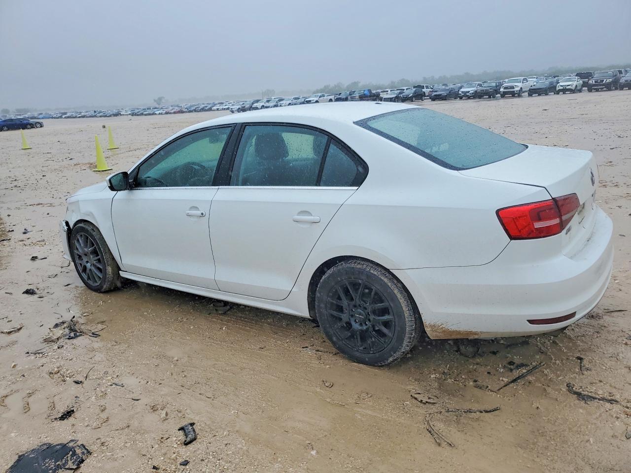 2017 Volkswagen Jetta S - zdjęcie 2