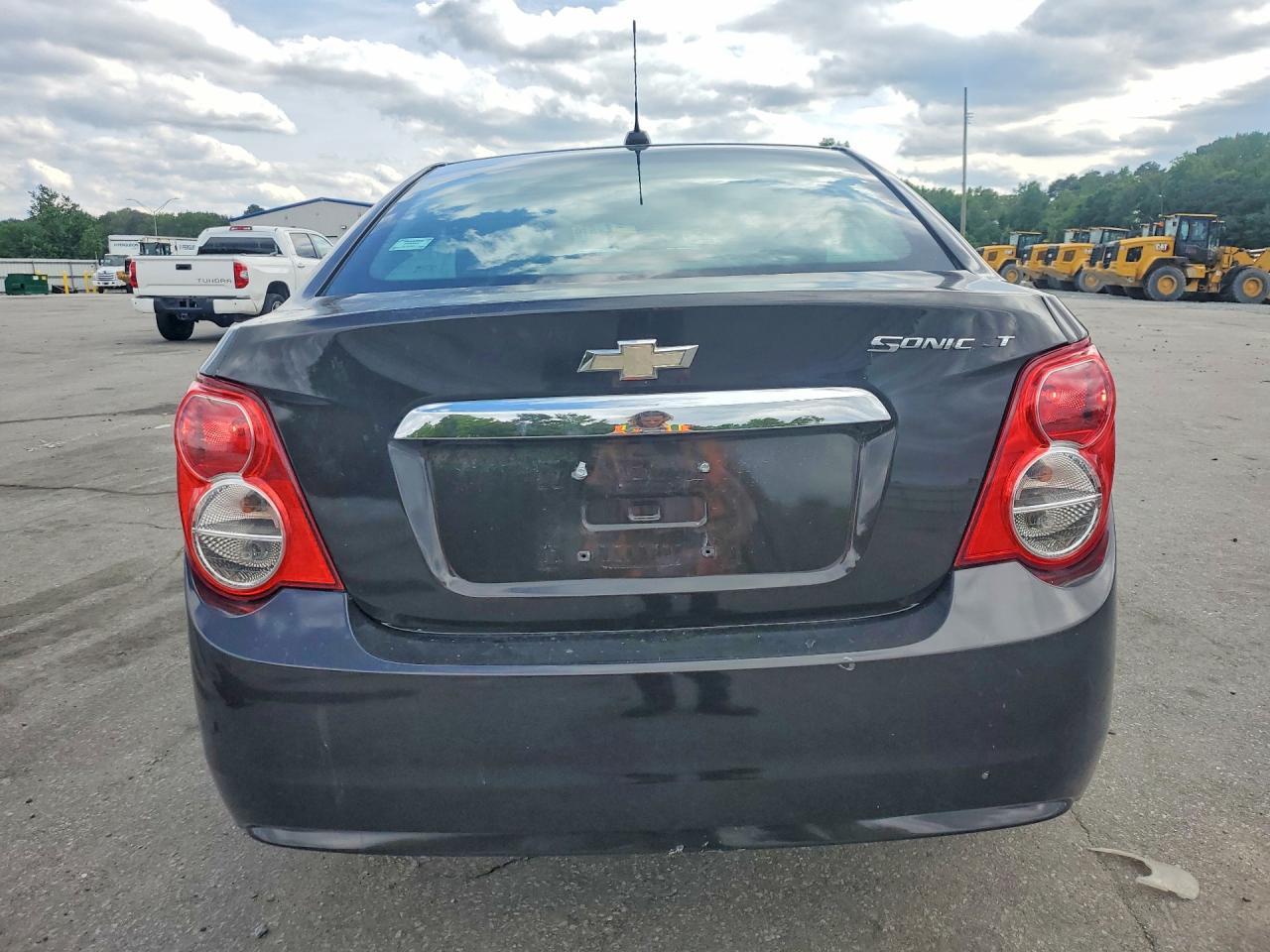 2015 Chevrolet Sonic Lt - zdjęcie 6