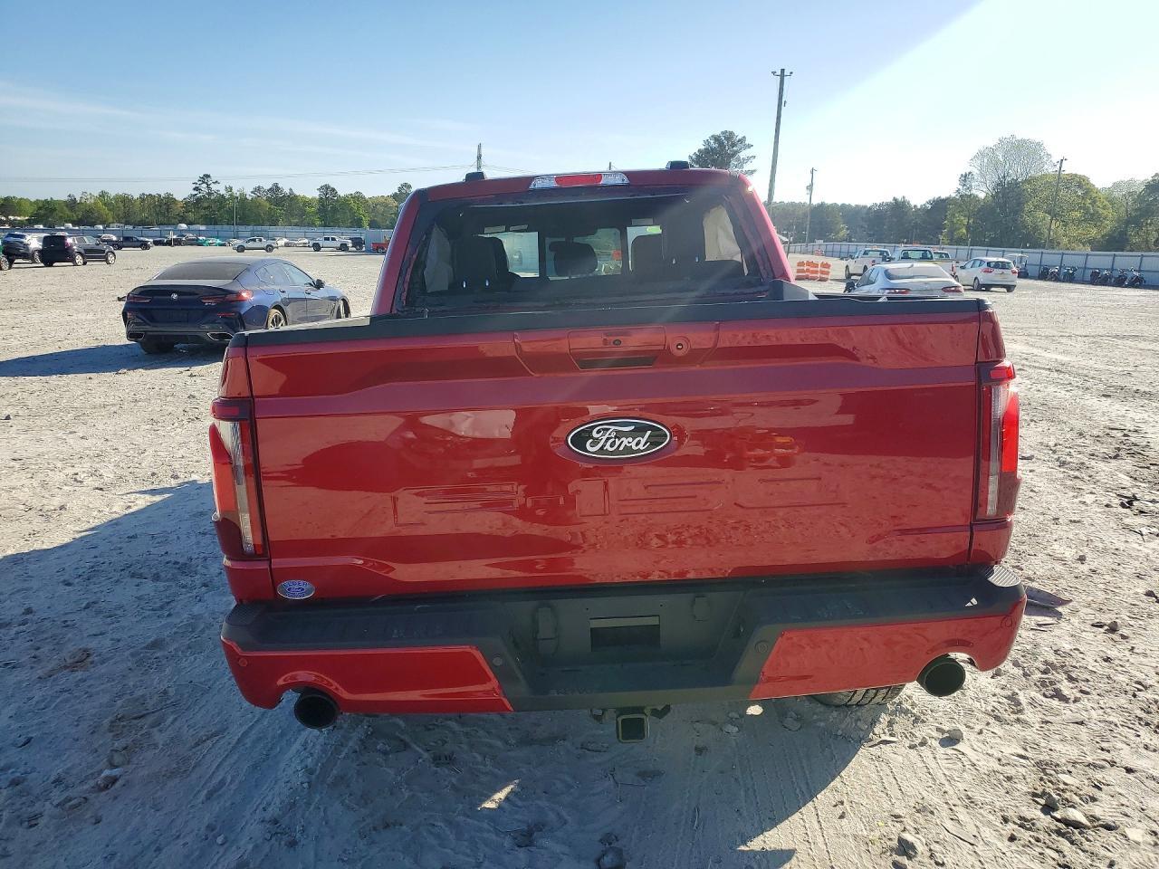 2025 Ford F150 Lariat - zdjęcie 6