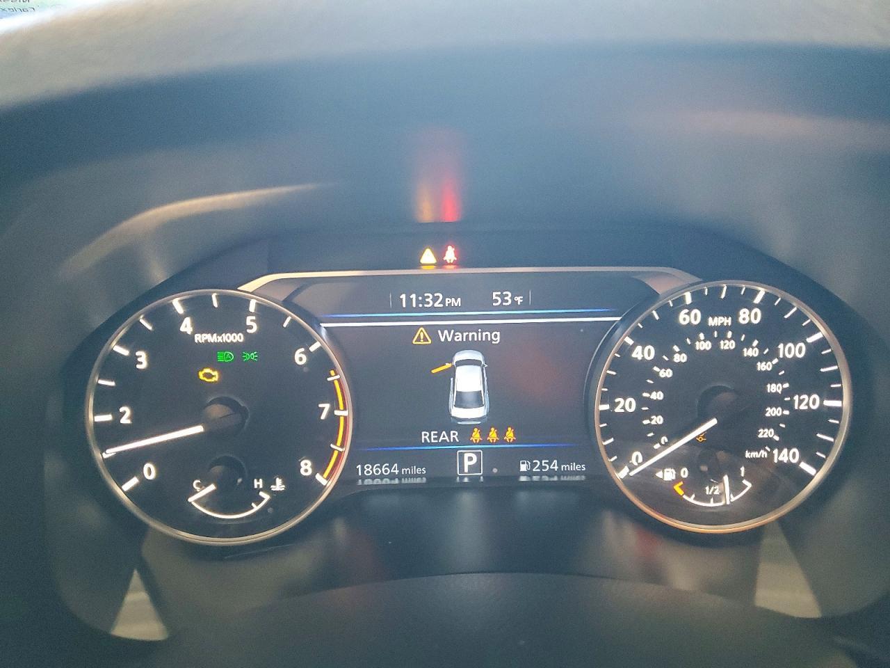 2025 Nissan Altima Sv - zdjęcie 9