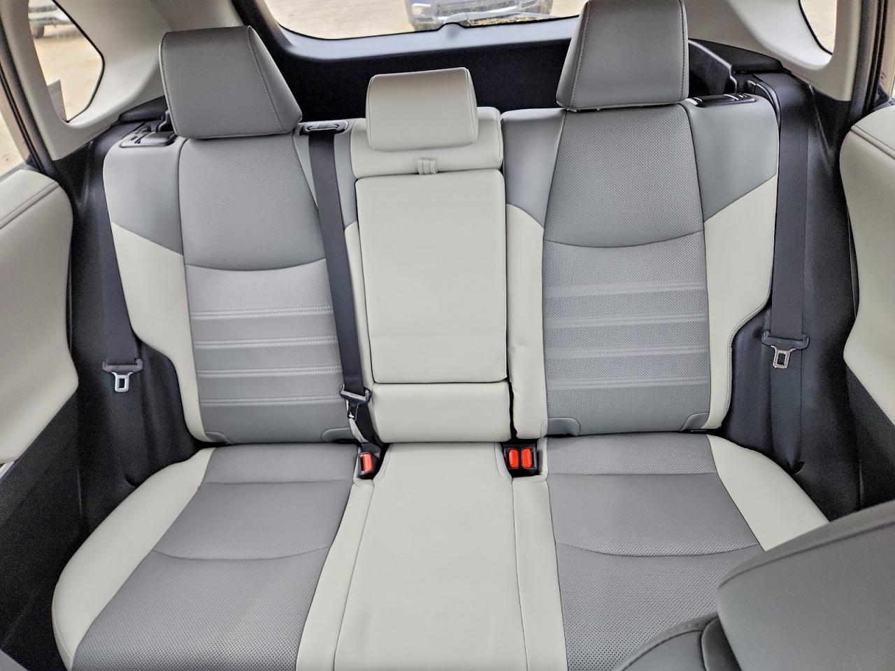 2020 Toyota Rav4 Limited - zdjęcie 10