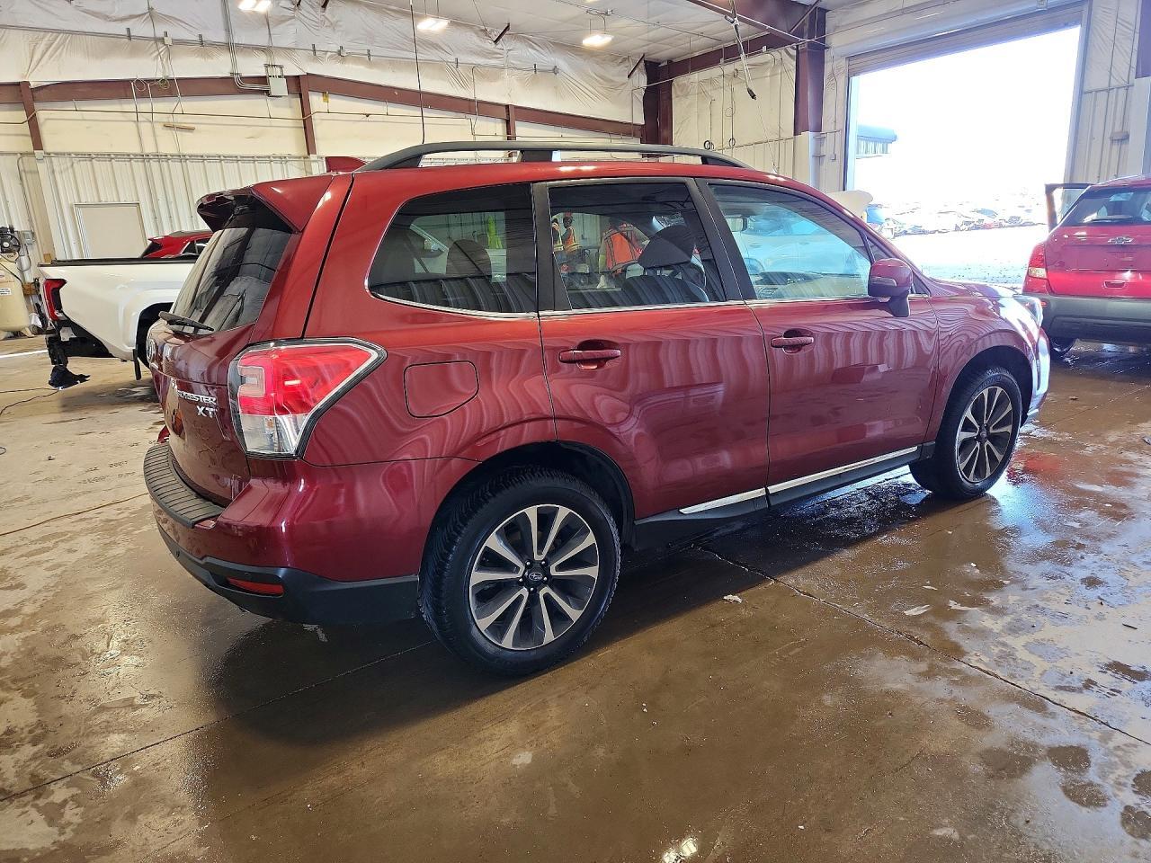 2017 Subaru Forester 2.0Xt Touring - zdjęcie 3