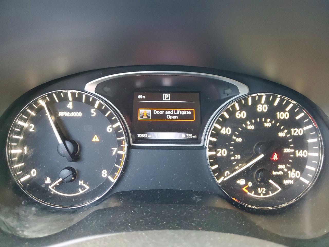 2016 Nissan Pathfinder Sv - zdjęcie 9