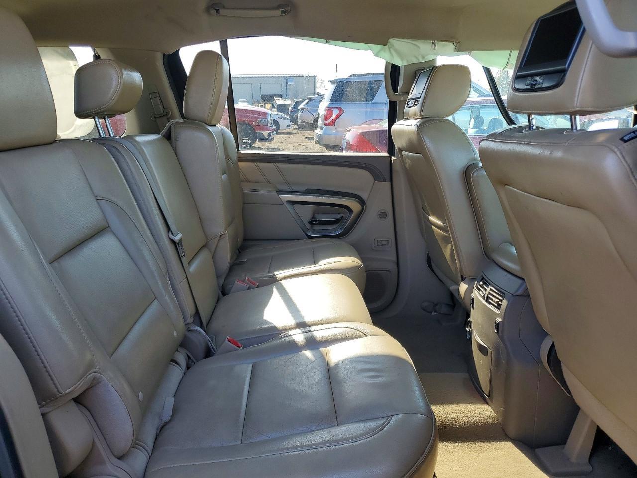 2015 Nissan Armada - zdjęcie 10