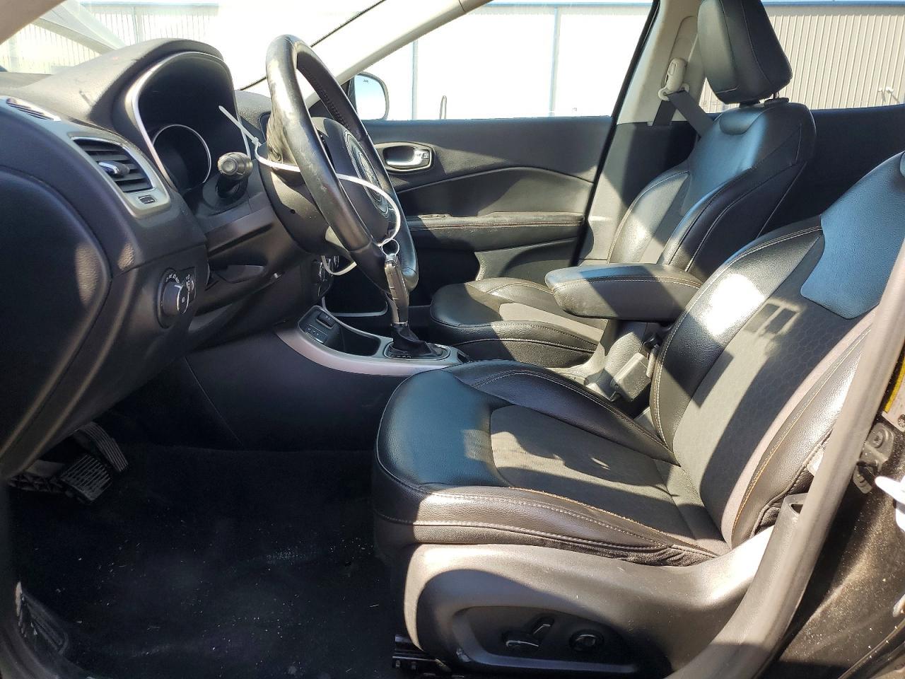 2018 Jeep Compass Latitude - zdjęcie 7
