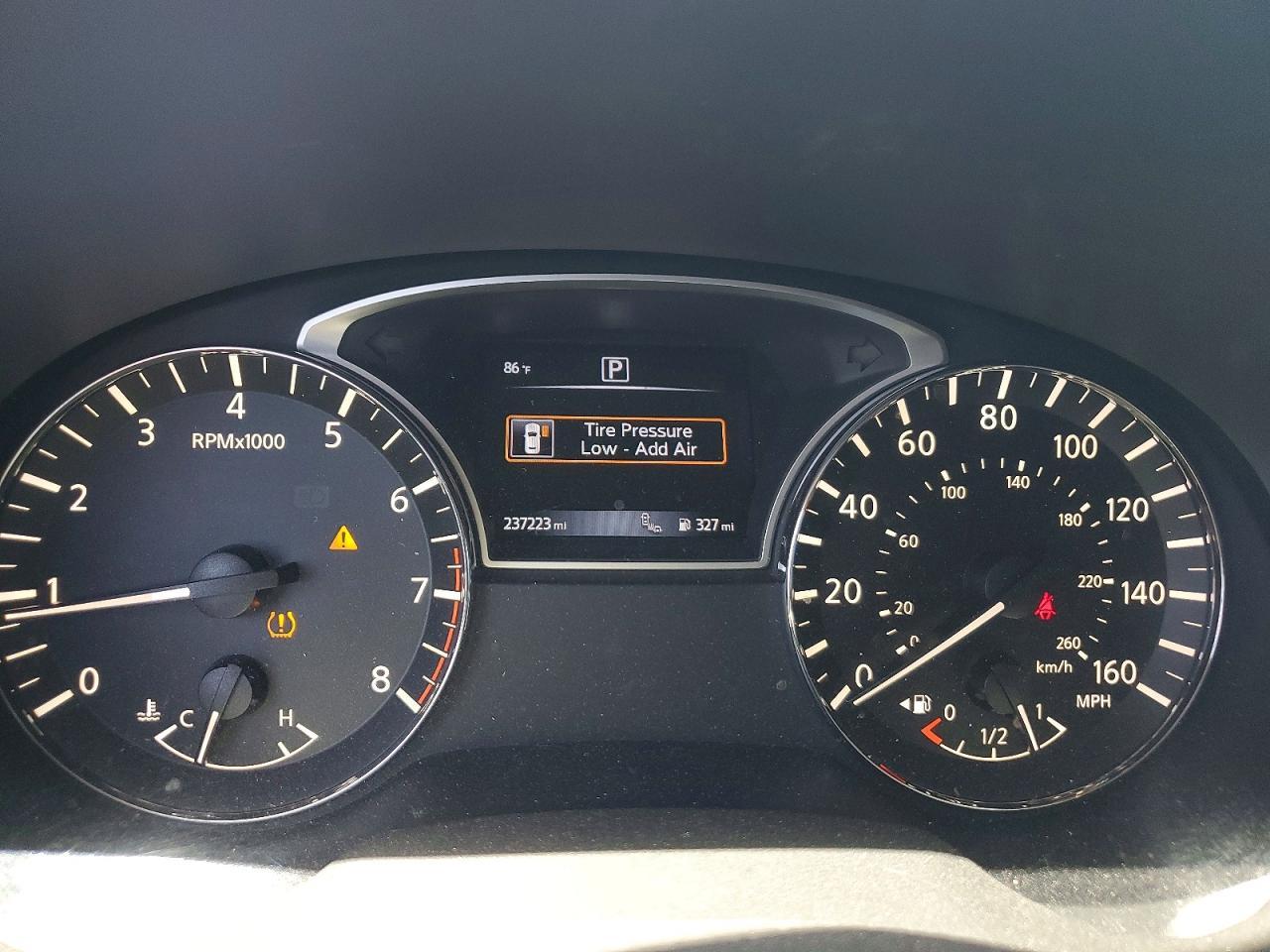 2016 Nissan Pathfinder Sl - zdjęcie 9