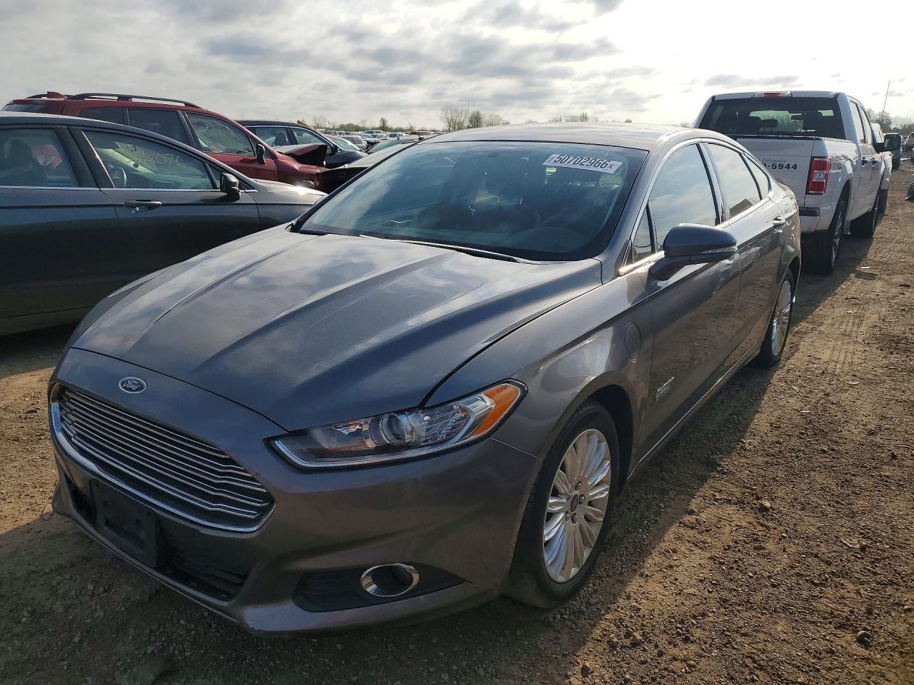 2013 Ford Fusion Se Phev - zdjęcie główne