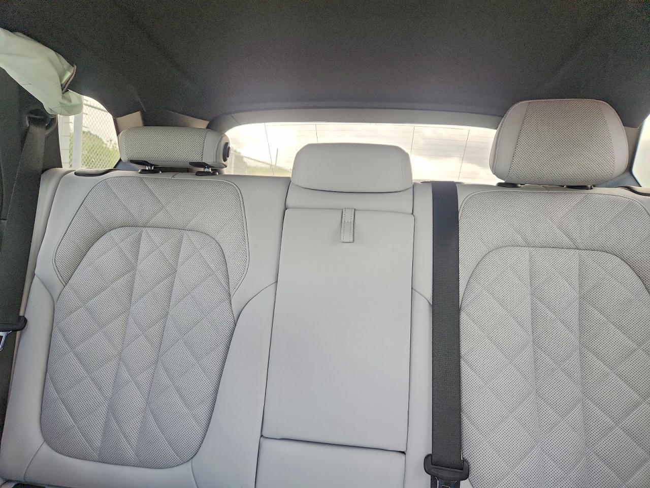 2024 BMW X5 xDrive40I - zdjęcie 10