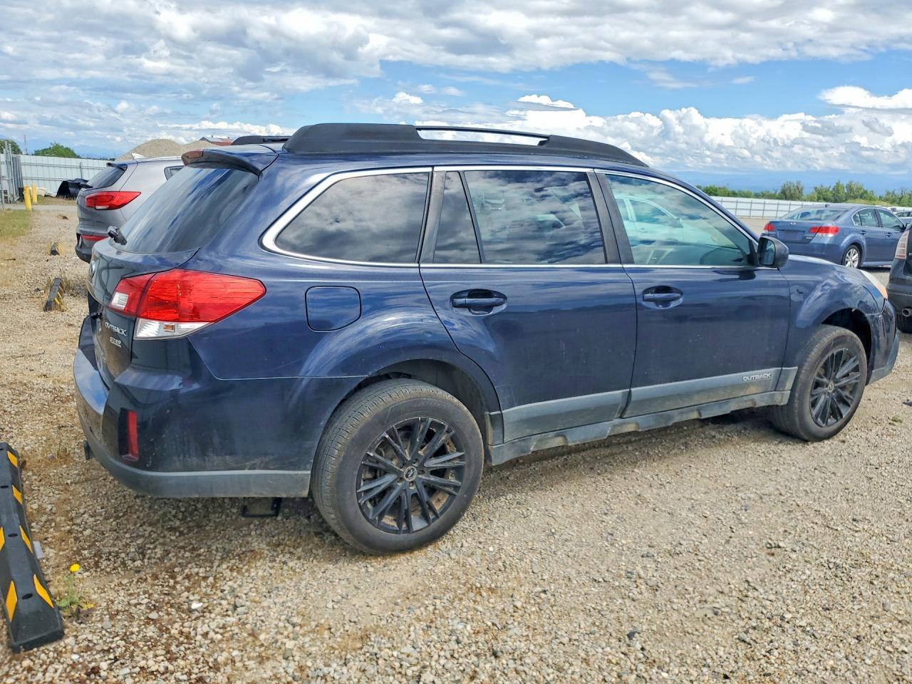 2013 Subaru Outback 2.5I Premium - zdjęcie 3