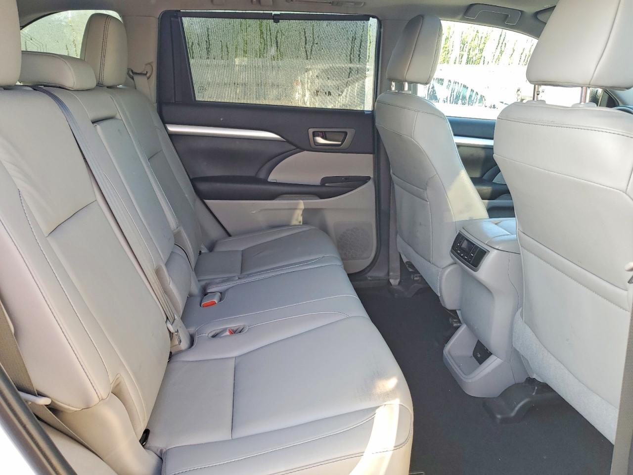 2019 Toyota Highlander Xle - zdjęcie 11