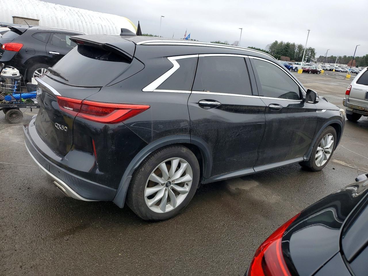 2019 Infiniti Qx50 Essential - zdjęcie 3