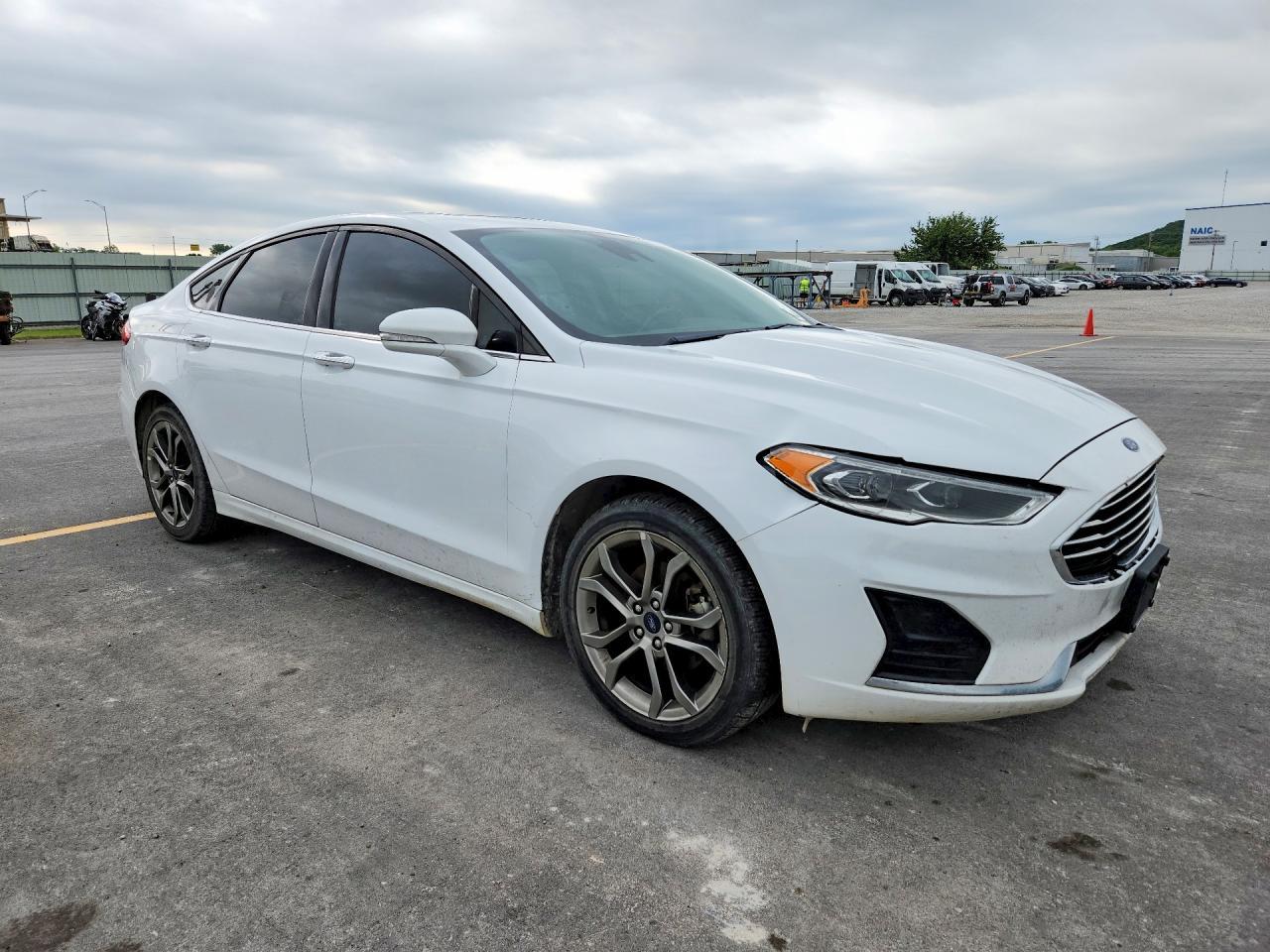 2020 Ford Fusion Sel - zdjęcie 4