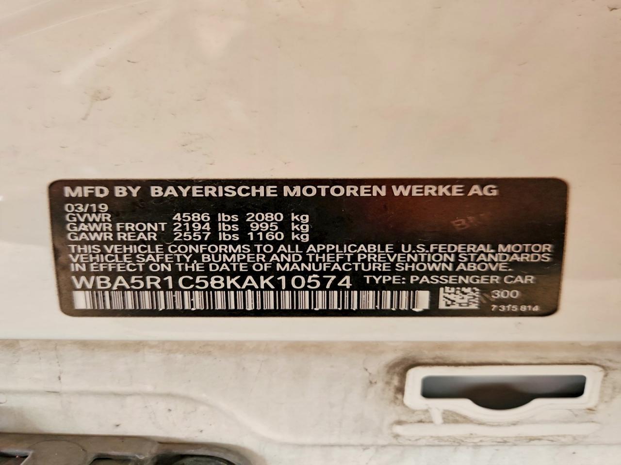 2019 BMW 330I - zdjęcie 13