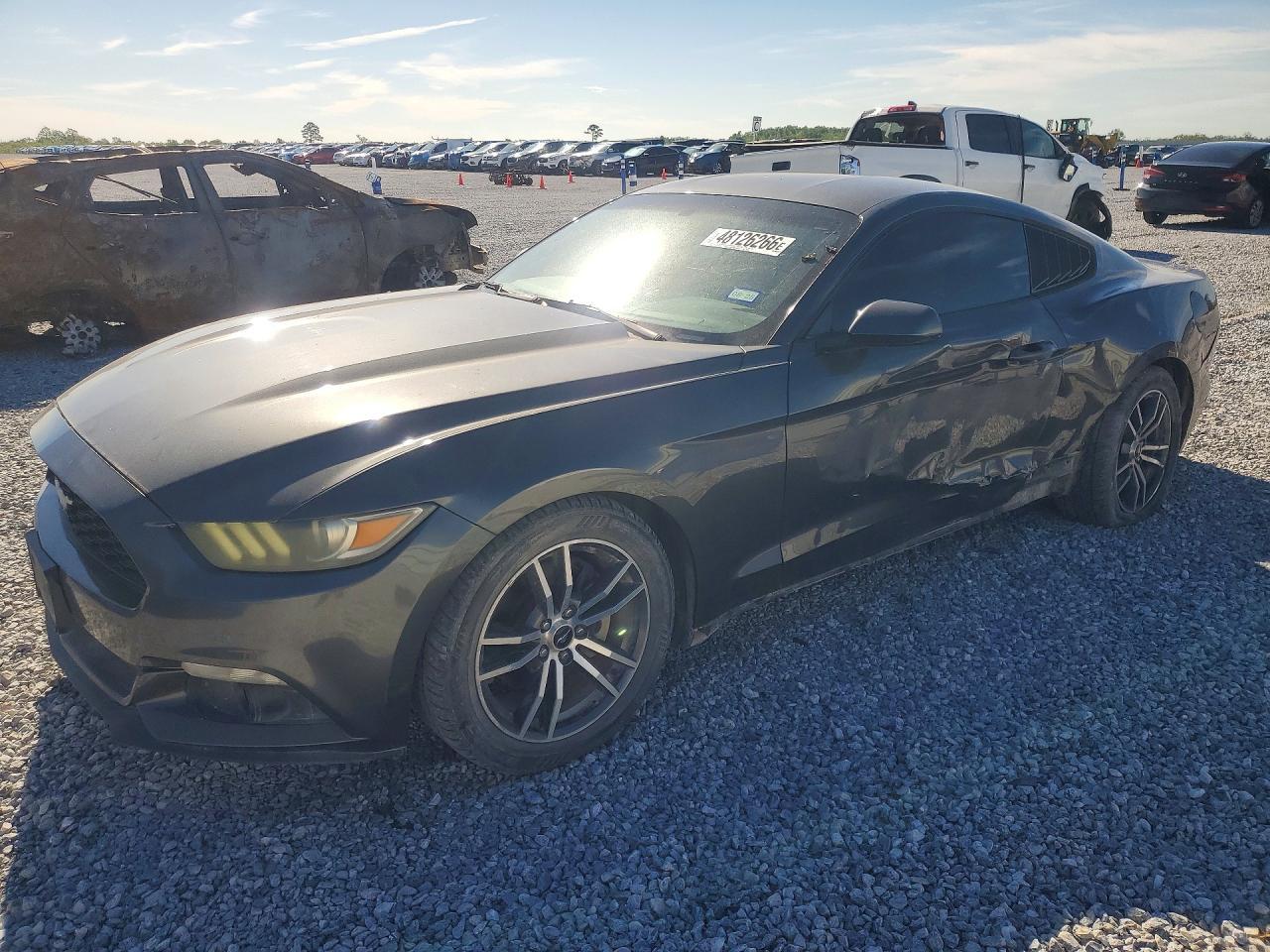 2016 Ford Mustang - zdjęcie główne