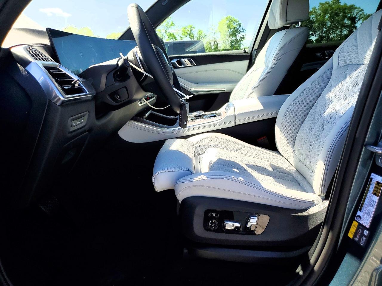 2026 BMW X5 xDrive50E - zdjęcie 7
