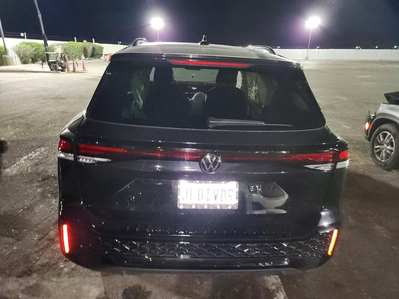 2026 Volkswagen Tiguan Se R-Line Black - zdjęcie 6