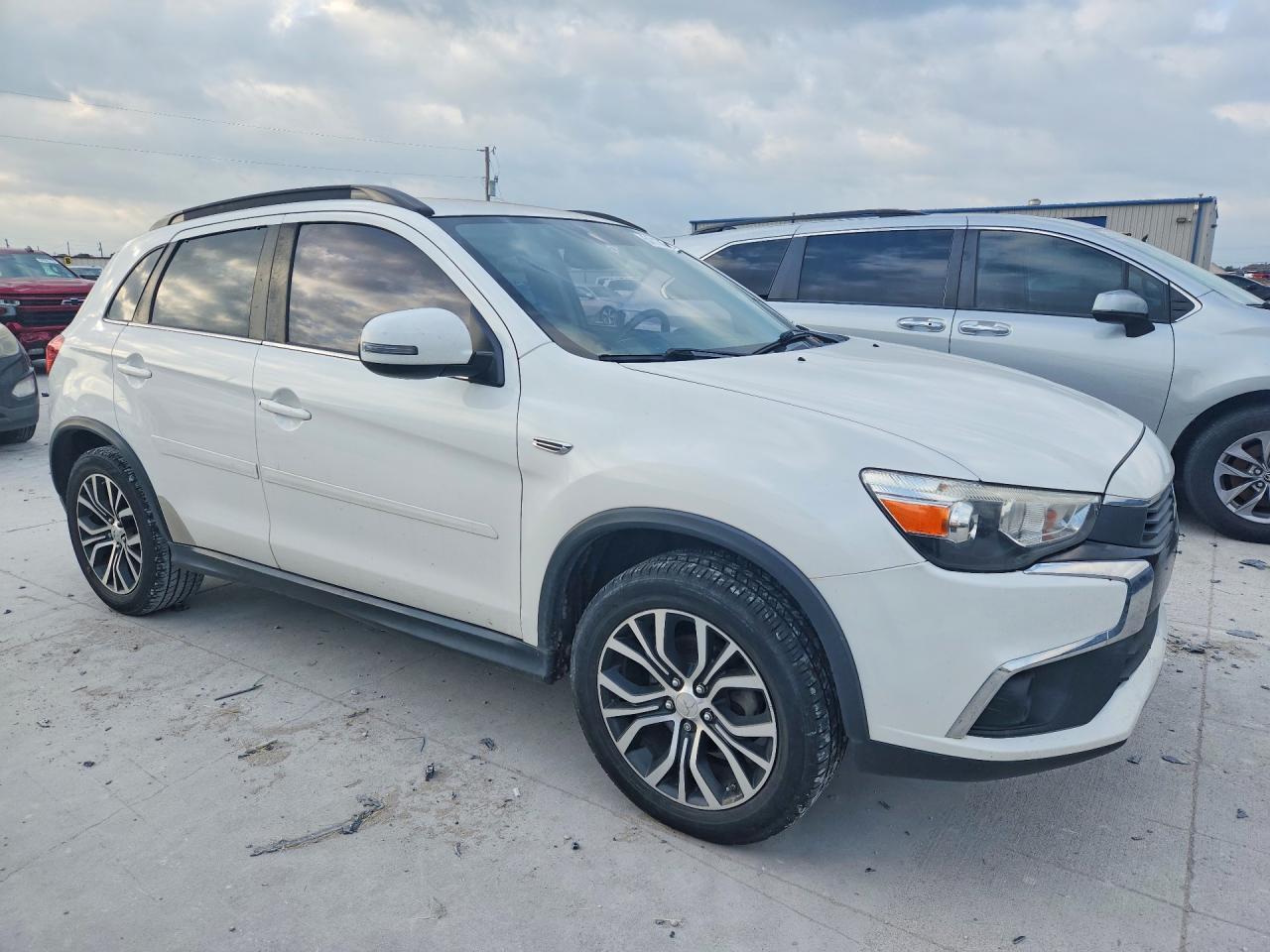 2017 Mitsubishi Outlander Sport Sel - zdjęcie 4