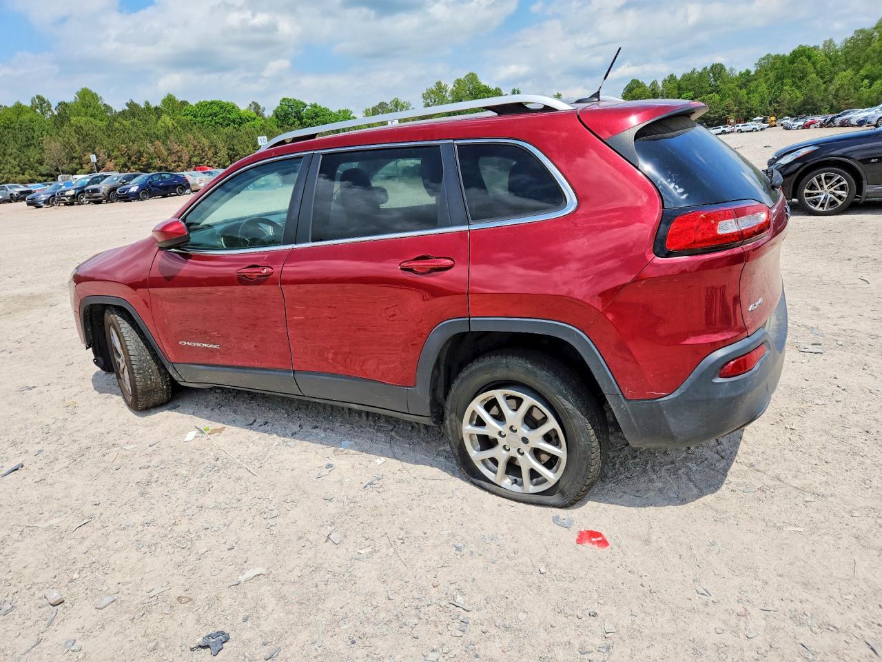 2015 Jeep Cherokee Latitude - zdjęcie 2