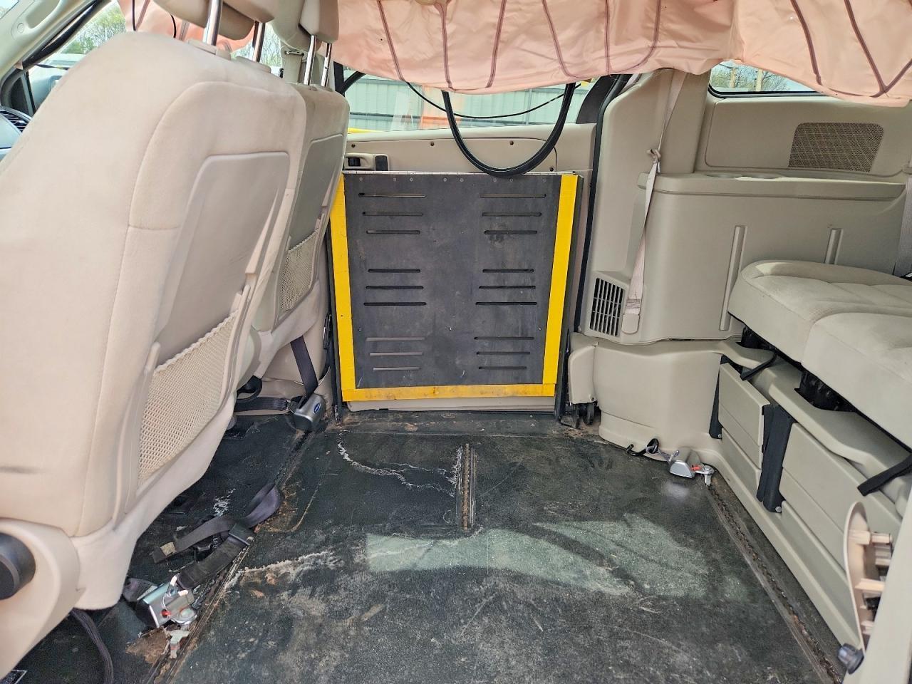 2014 Dodge Grand Caravan Se - zdjęcie 11