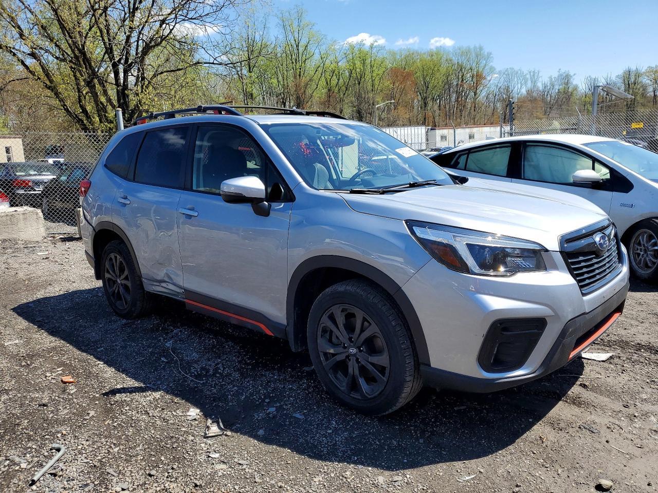 2021 Subaru Forester Sport - zdjęcie 4