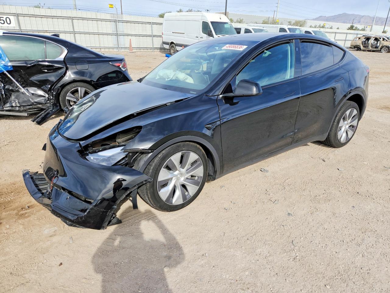 2023 Tesla Model Y - zdjęcie główne