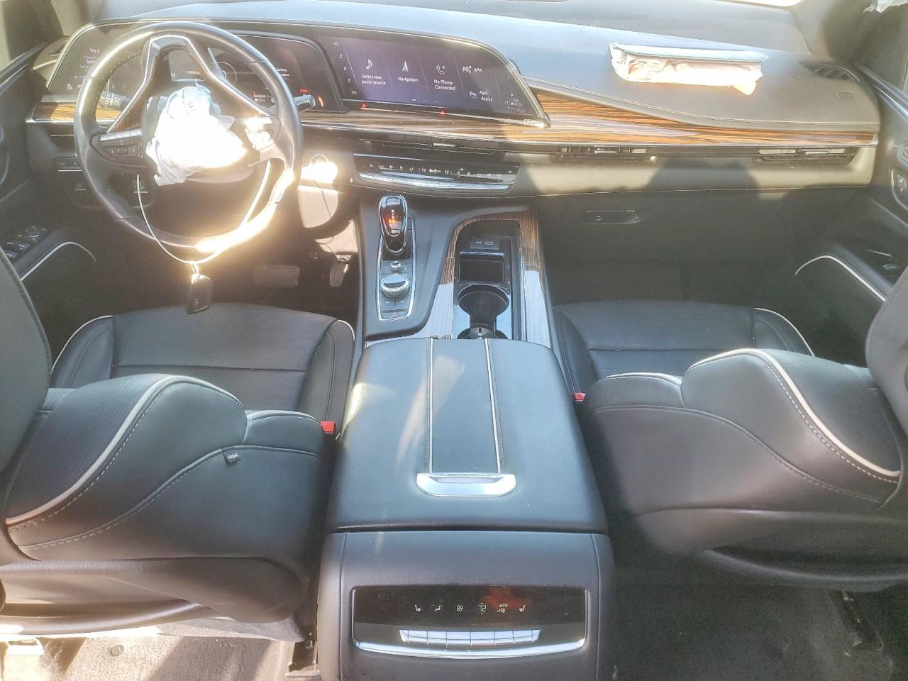 2021 Cadillac Escalade Premium Luxury - zdjęcie 8