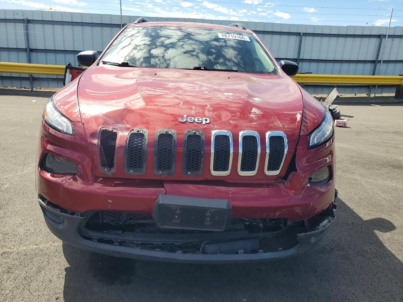 2017 Jeep Cherokee Sport - zdjęcie 5