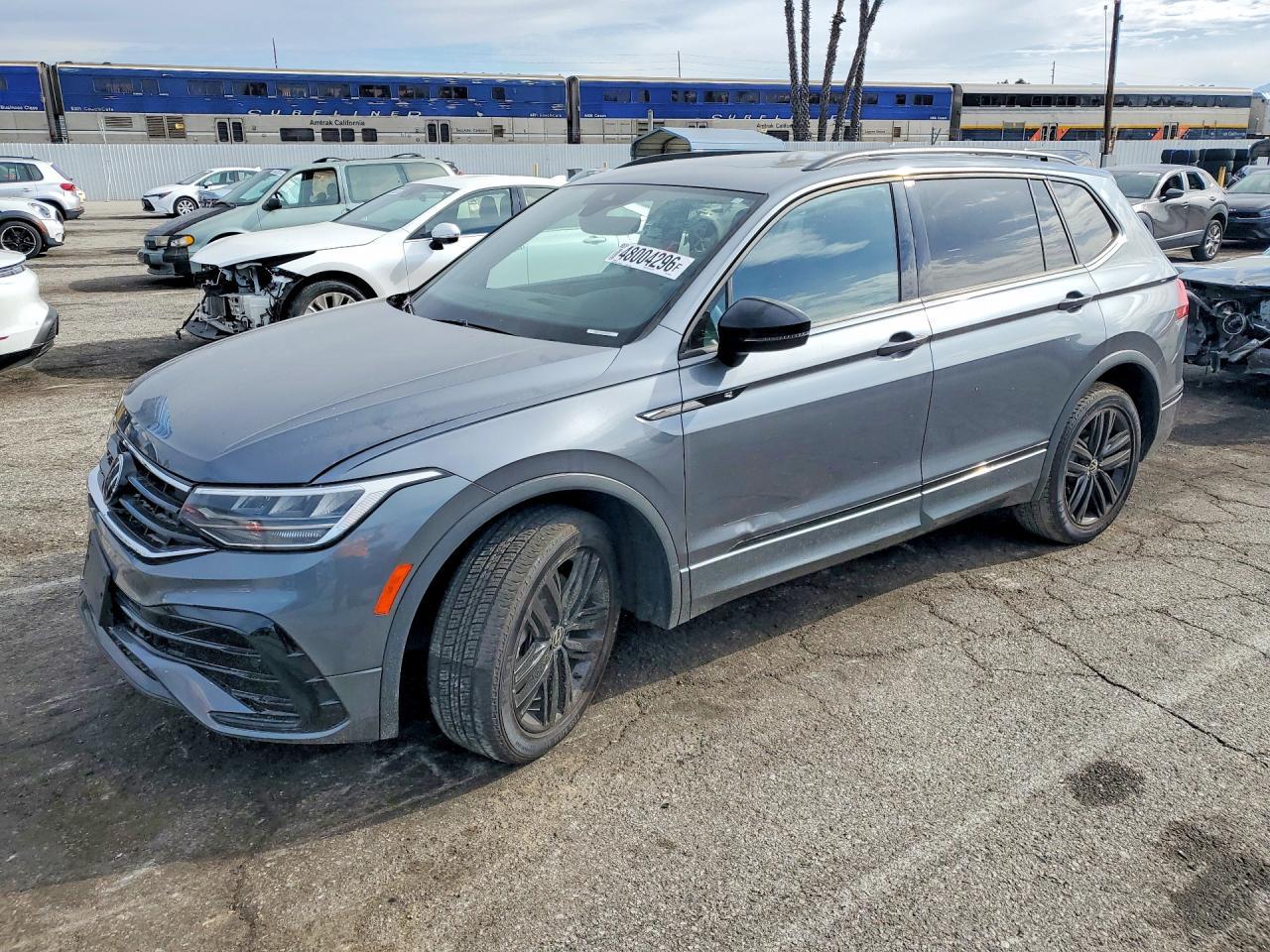 2022 Volkswagen Tiguan Se R-Line Black - zdjęcie główne