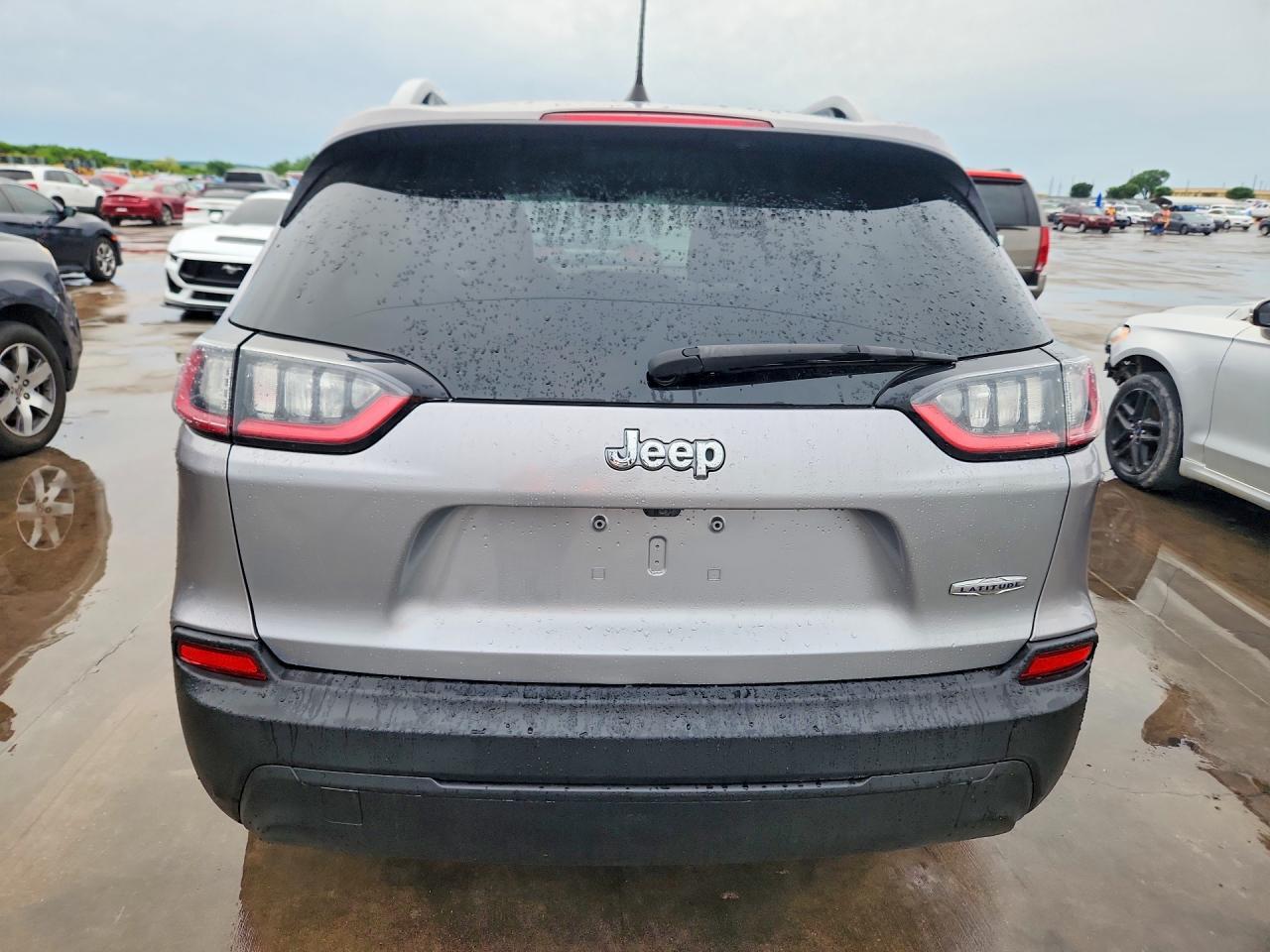 2019 Jeep Cherokee Latitude - zdjęcie 6