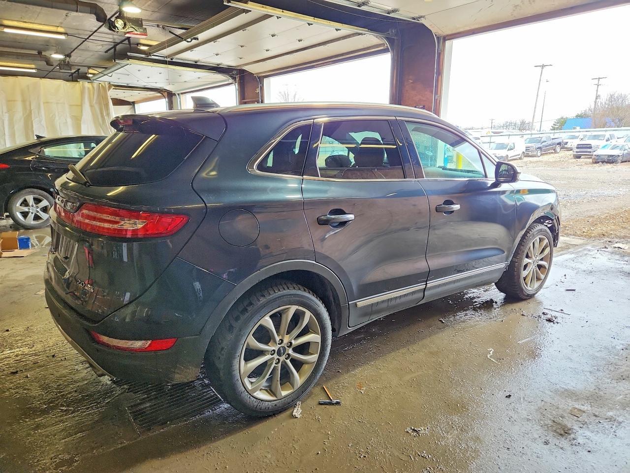 2015 Lincoln Townhouse Mkc - zdjęcie 3