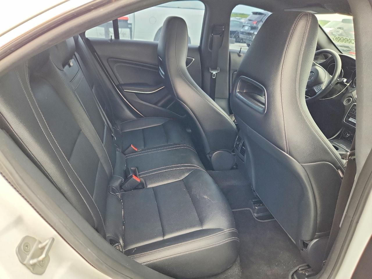 2018 Mercedes-Benz Cla 250 4Matic - zdjęcie 10