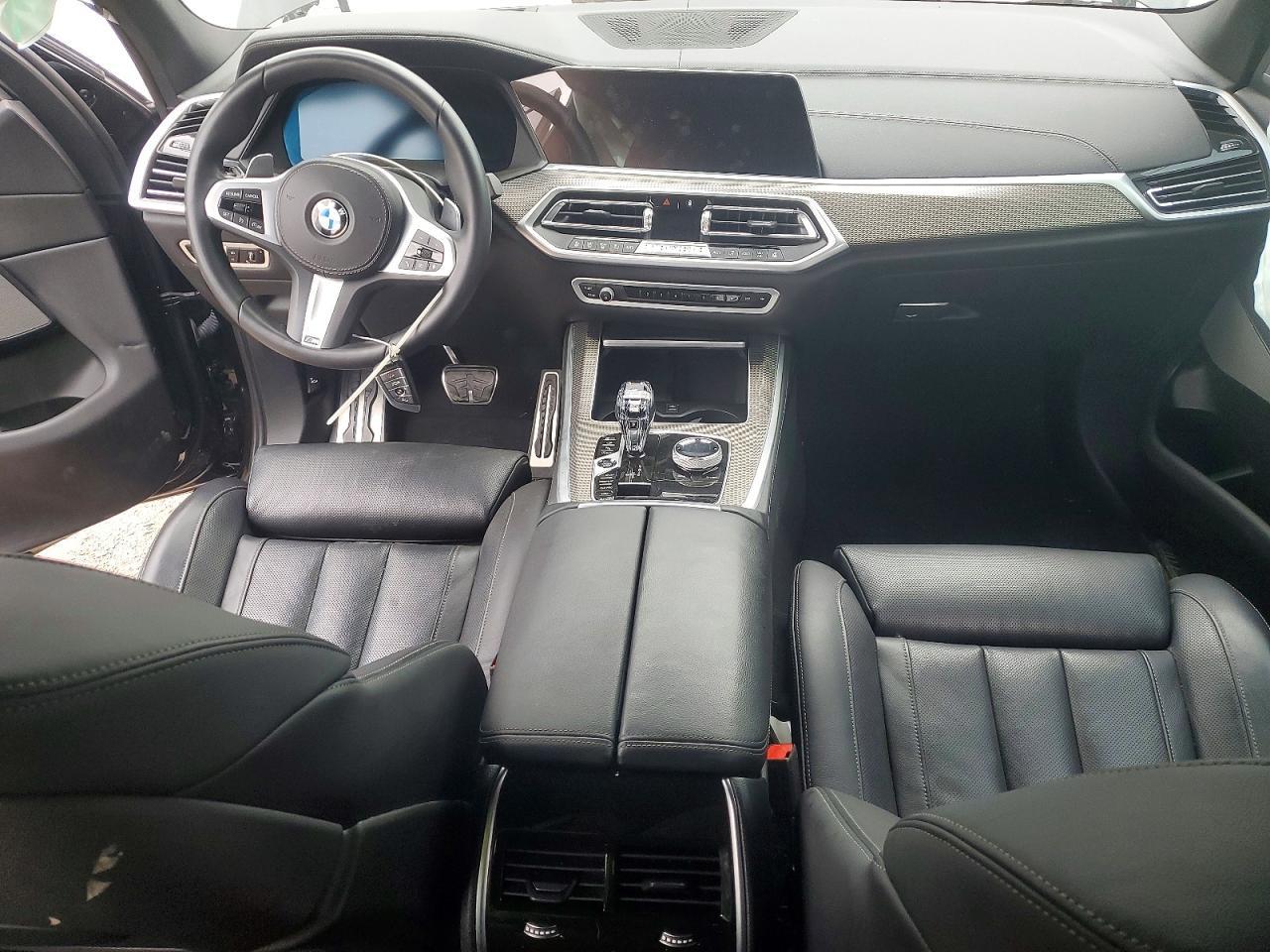 2022 BMW X5 M50I - zdjęcie 8