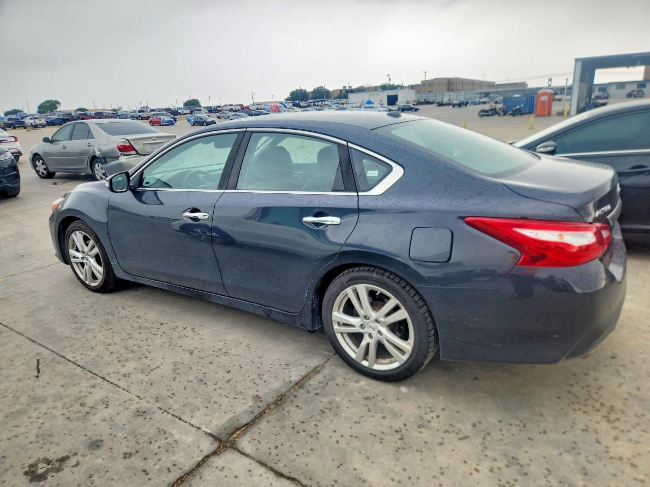 2016 Nissan Altima 3.5 Sl - zdjęcie 2