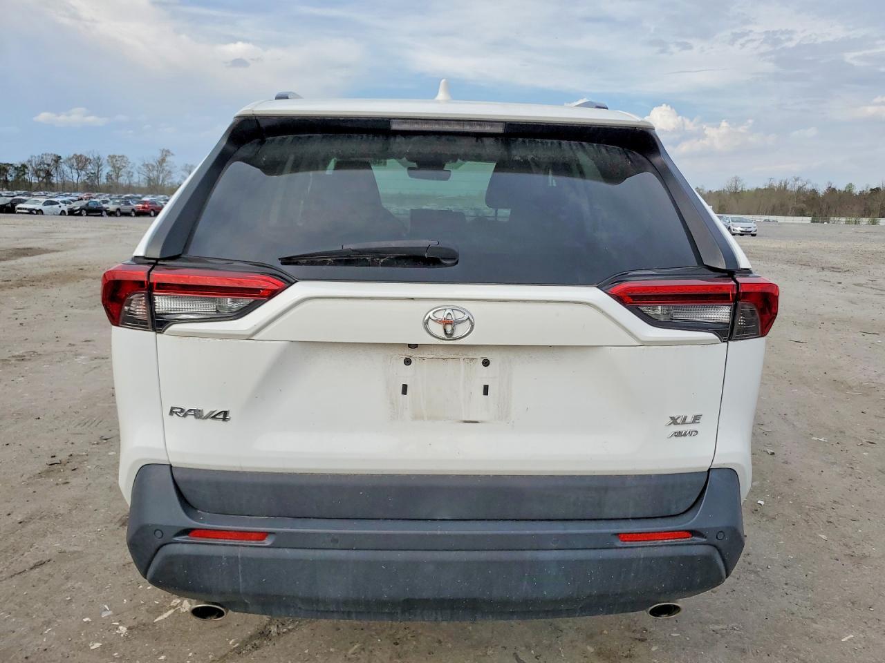 2019 Toyota Rav4 Xle - zdjęcie 6
