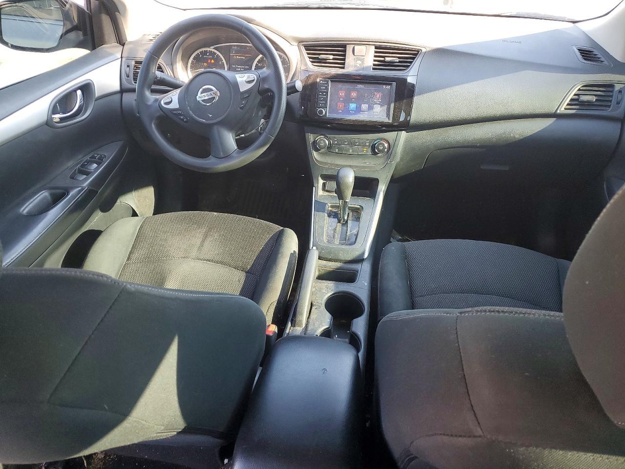 2019 Nissan Sentra S - zdjęcie 8